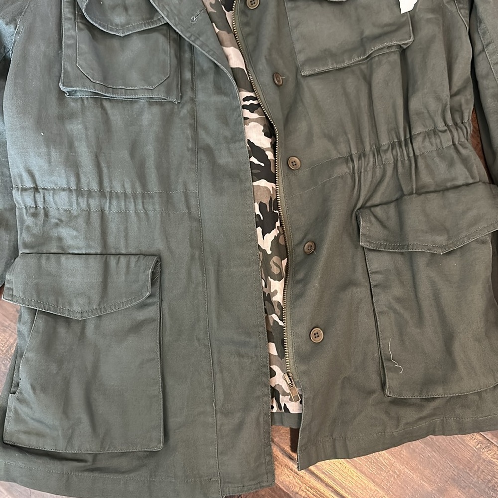 Army Style Jacket w, unique imprint on back. By L.A. + Jo Size M - Picture 4 of 7